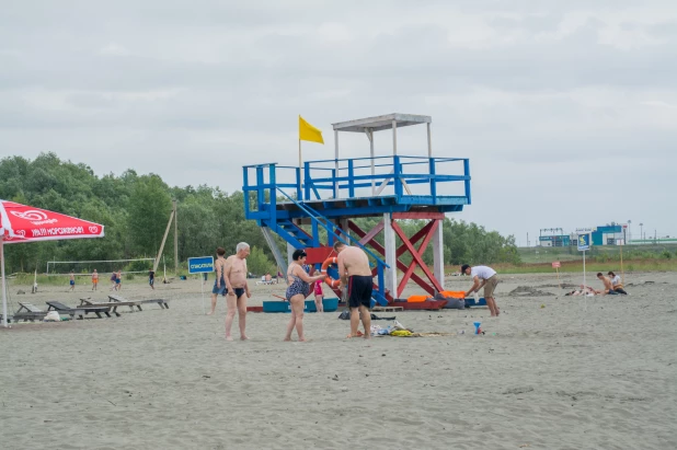 Открытие городского пляжа на острове Помазкин в Барнауле. 29 июня 2019 год