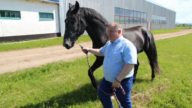 Александр Демин