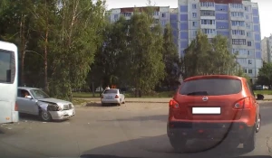 ДТП с автобусом в Барнауле.