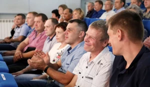 Работники Алтай-Кокса удостоены высоких наград.