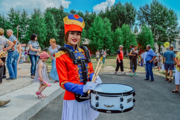 Погода в романовском районе алтайского края. Романовский район фестиваль вареников. Фотозона фестиваль вареников. Фестиваль вареника в Романово. Праздник вареника.