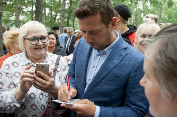 Андрей Мерзликин на открытии Шукшинского фестиваля-2019 в Барнауле.