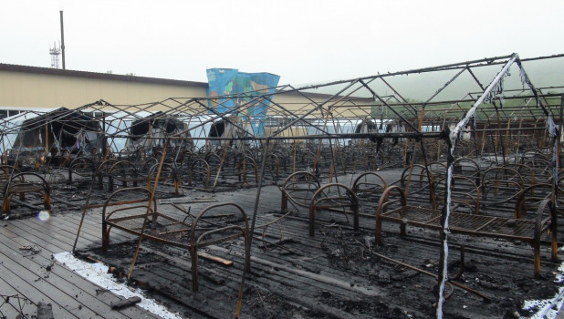 Сгоревший палаточный лагерь в Хабаровском крае.