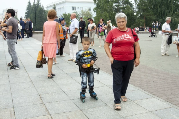 Звездные гости Шукшинского фестиваля-2019 прошли по красной дорожке.