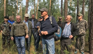 Посещение представителями общественных объединений ленточного бора.