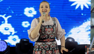 Марина Девятова на Шукшинском фестивале в Сростках.
