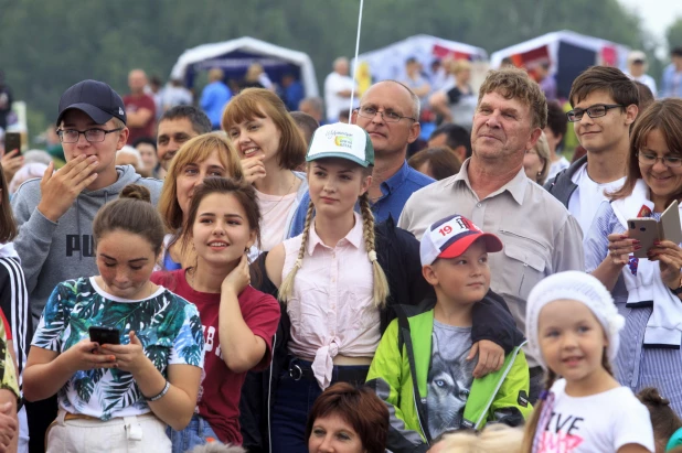 Марина Девятова на Шукшинском фестивале в Сростках.