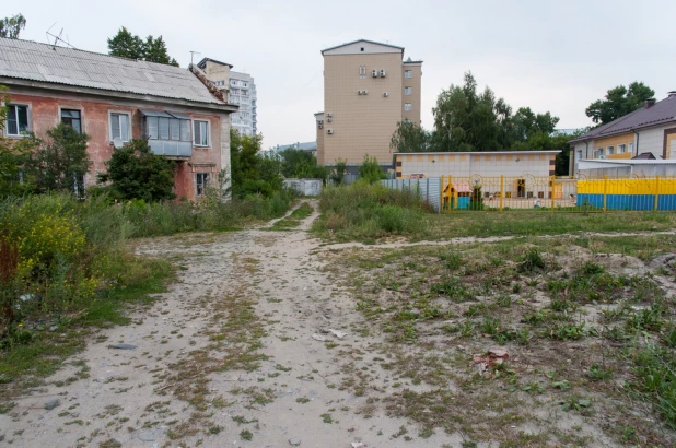 Тротуары в Барнауле. Новоугольная.