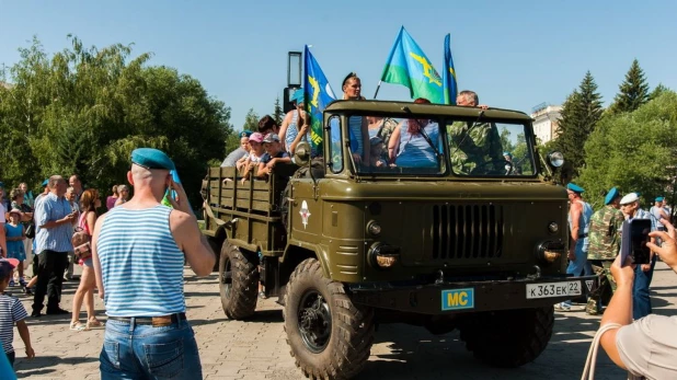 День ВДВ в Барнауле. 2019 год.