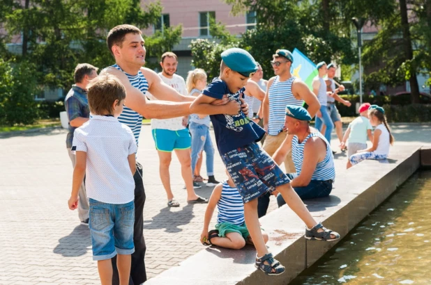 День ВДВ в Барнауле. 2019 год.