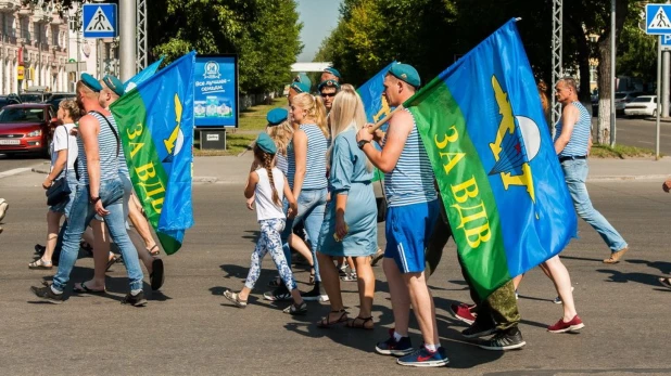 День ВДВ в Барнауле. 2019 год.