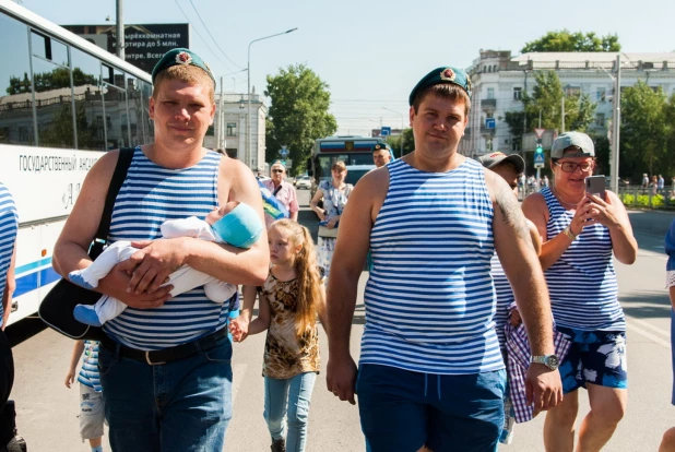 День ВДВ в Барнауле. 2019 год.