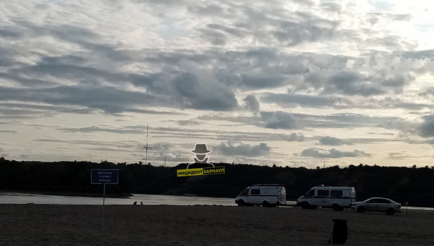 На городском пляже в Барнауле утонул человек.