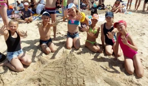 Дети сотрудников Алтай-Кокса отдохнут на Черноморском побережье.