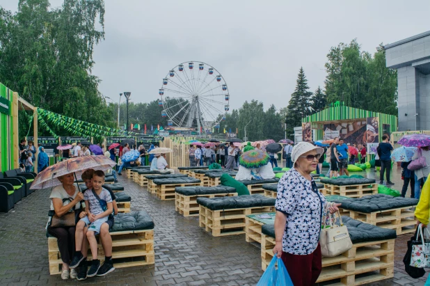 Фестиваль фермерской еды "Свое" в Барнауле