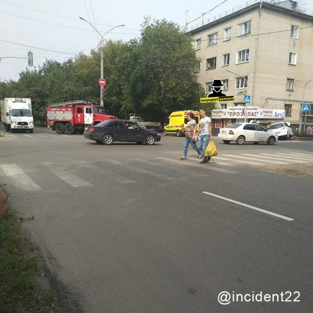 ДТП на ул. Э. Алексеевой. 