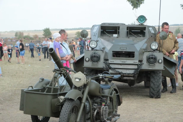 Военно-исторический фестиваль "Днепровский рубеж"