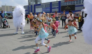 Фестиваль дворовых игр в Барнауле.