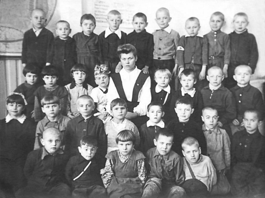 Первый класс школы №3, бывшей Нагорной школы, 1949 год.