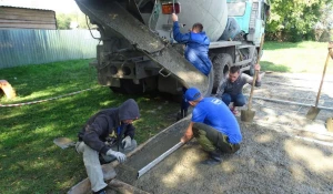 «Стальное дерево» поможет реконструировать спортивную площадку в Заринске.