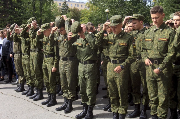 Акция памяти бесланской трагедии в Барнауле.