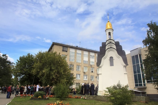 Акция памяти бесланской трагедии в Барнауле.