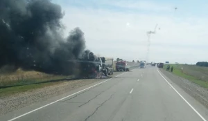 5 сентября 2019 на алтайской трассе загорелся грузовик