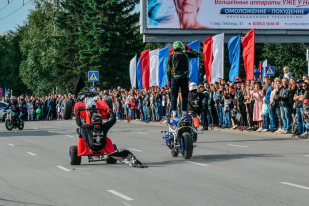 Стантрайдинг на День города в Барнауле.