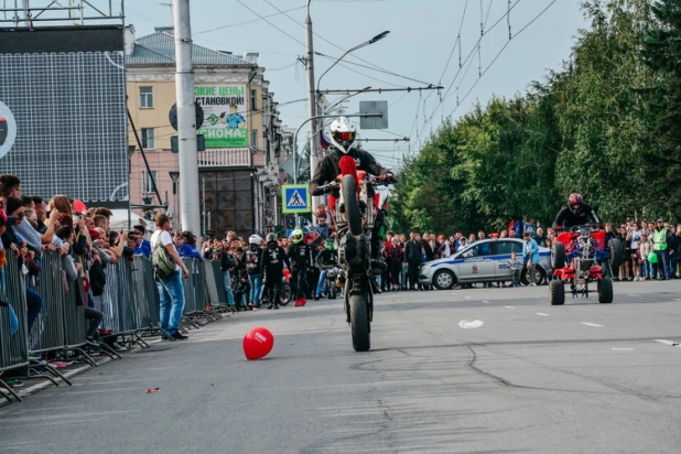 Стантрайдинг на День города в Барнауле.