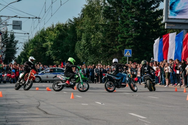 Стантрайдинг на День города в Барнауле.