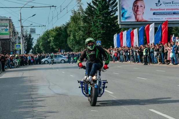 Стантрайдинг на День города в Барнауле.