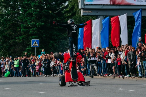 Стантрайдинг на День города в Барнауле.