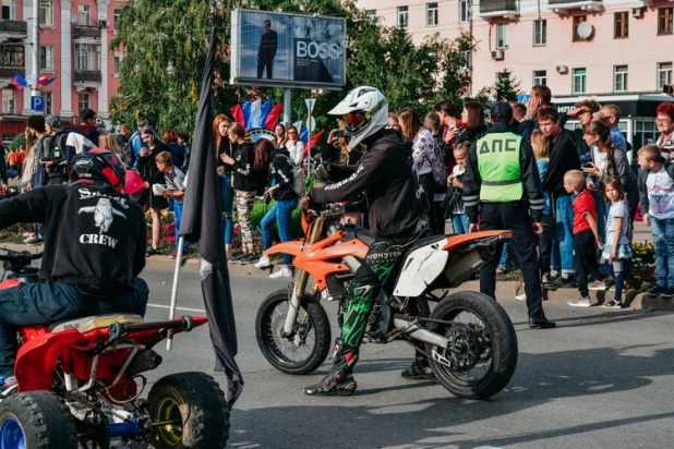 Стантрайдинг на День города в Барнауле.