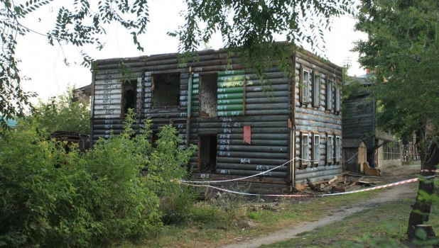 Деревянные дома на ул. Интернациональной.