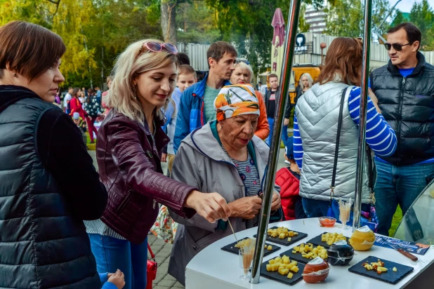 Фестиваль барбекю «Парк гриль 2019».