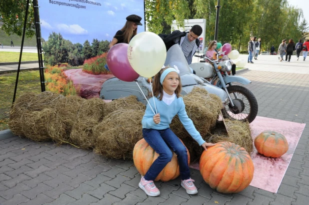 Открытие театрального фестиваля «Здравствуйте, люди!»/