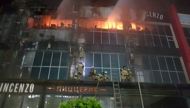 Пожар в ТЦ в Грозном