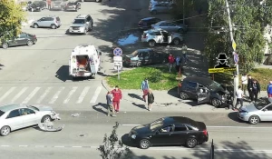 ДТП на пересечении пр. Комсомольского и ул. Путиловской.