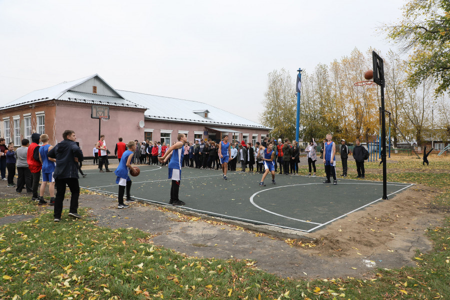 Спортивная площадка в Заринске.