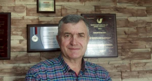 Руководитель фермерского хозяйства Владимир Устинов.