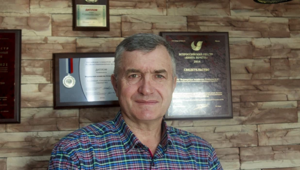 Руководитель фермерского хозяйства Владимир Устинов.