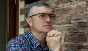 Руководитель фермерского хозяйства Владимир Устинов.