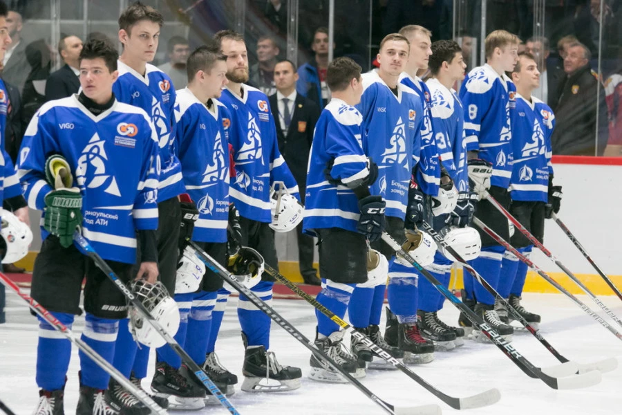 В Барнауле проходит международный турнир Student Hockey Challenge-2019