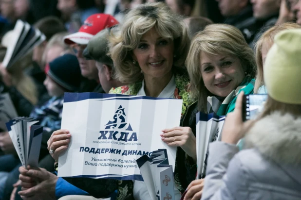 В Барнауле проходит международный турнир Student Hockey Challenge-2019