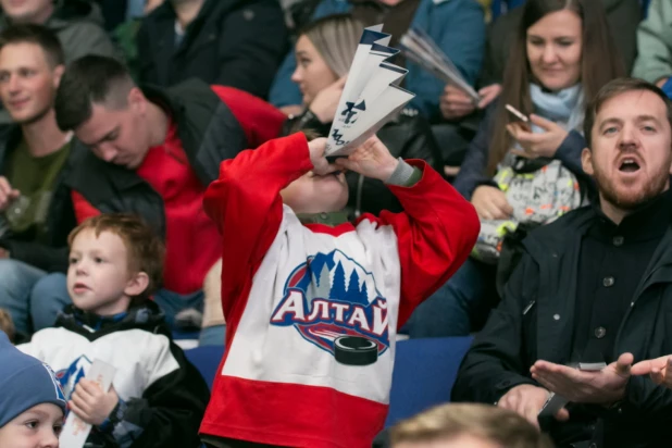 В Барнауле проходит международный турнир Student Hockey Challenge-2019