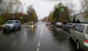 Девочка попала под автомобиль в Горно-Алтайске.