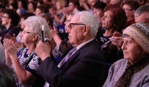  Праздничный концерт и вечер отдыха для ветеранов предприятия "Алтай-Кокс".