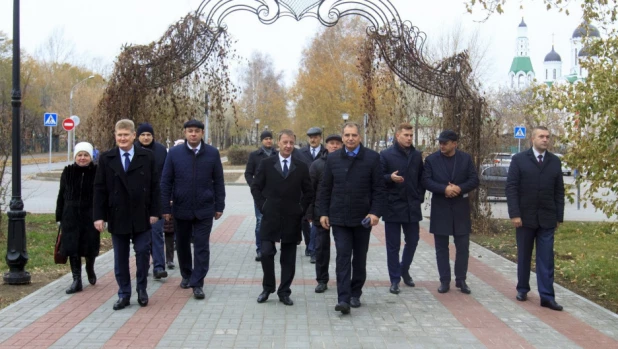 Благоустройство территорий в рамках нацпроекта «Жилье и городская среда».