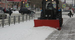 Снегоуборочная техника в Барнауле.