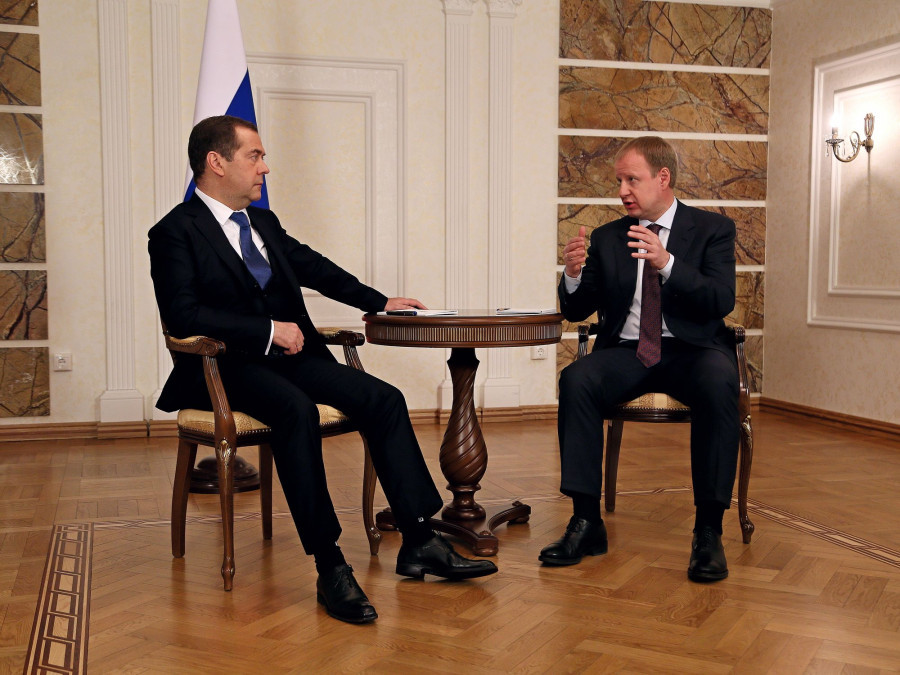 Встреча Дмитрия Медведева и Виктора Томенко в Барнауле 12 ноября 2019 года.